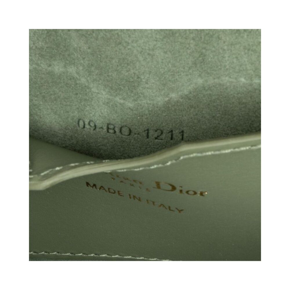 Pre Loved Dior Medium Leather Bobby - Picture 7 of 8